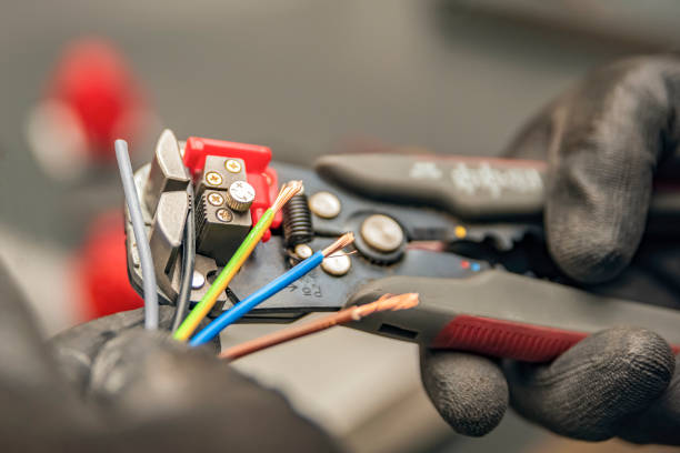 Best Licensed Electrician  in Bowman, ND